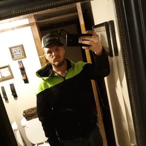 Meet your Posher, Derek